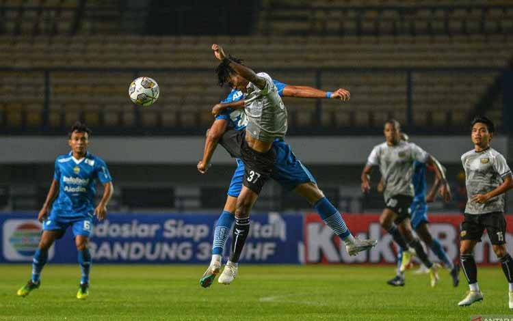 Jumlah Pemain Sepak Bola dalam Tim dan Turnamen